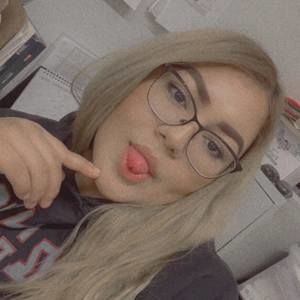 Meet your Posher, Fatima